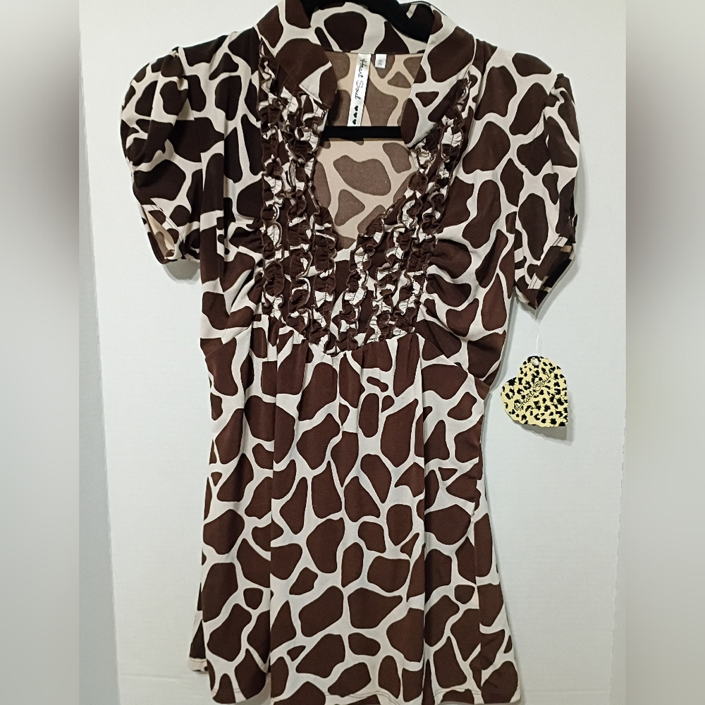Heart Soul Brown and White Giraffe-Print Ruffle V-Neck Tunic NWT